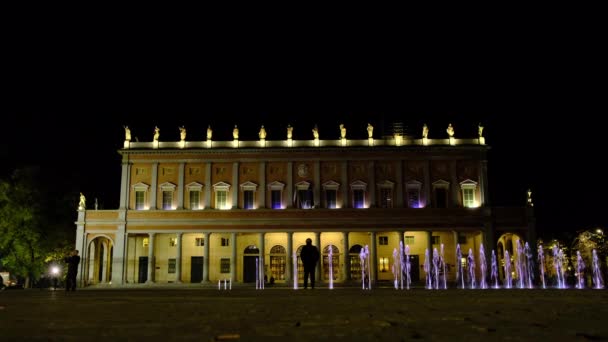 Lichtgevende Fontein Het Victory Square Reggio Emilia Italië — Stockvideo