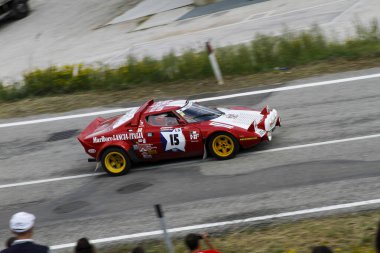 Reggio Emilia, İtalya - 2016 26 06: Reggio Apennines 'in serbest etkinliği Lancia Lancia Stratos. Yüksek kalite fotoğraf