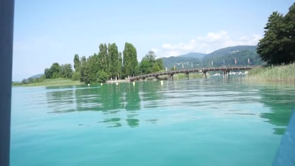 Pier aan de Worthersee in Klagenfurth, Oostenrijk — Stockvideo