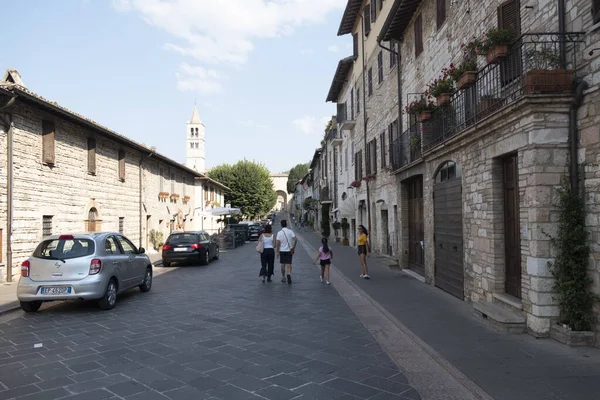 People Walking Street Assisi Perugia Italy High Quality Photo — Stok fotoğraf