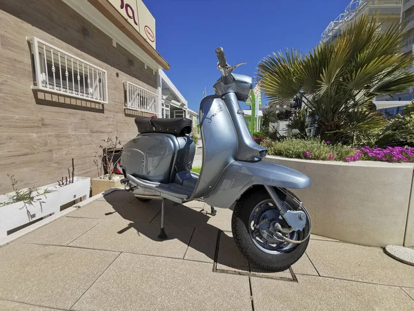 Italiaanse Lambretta Scooter Cesenatico Italië Hoge Kwaliteit Foto — Stockfoto