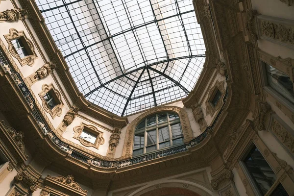 Szklana Kopuła Galleria Vittorio Emanuele Mediolanie Włochy Wysokiej Jakości Zdjęcie — Zdjęcie stockowe