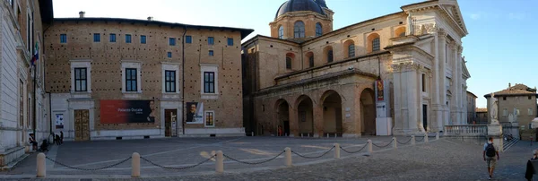 Urbino Italia Panorama Catedral Del Centro Foto Alta Calidad — Foto de Stock