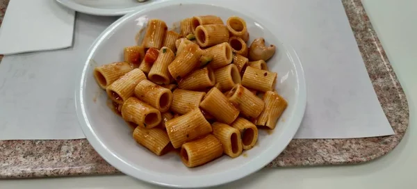 Italienische Pasta Namens Paccheri Mit Meeresfrüchten Hochwertiges Foto — Stockfoto