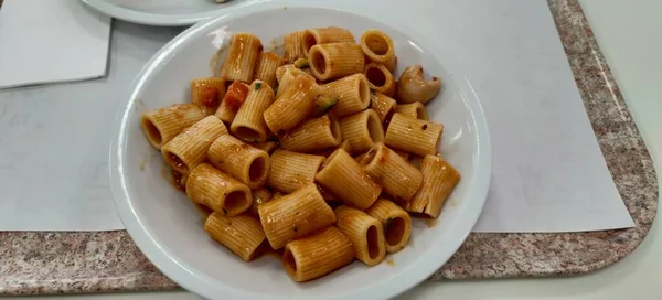 Итальянская Макароны Называется Paccheri Морепродуктами Высокое Качество Фото — стоковое фото
