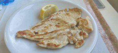 Limonlu ızgara hindi göğsü. Yüksek kalite fotoğraf