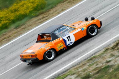Reggio Emilia, İtalya - 2016 26 06: Reggio Apennines 'in serbest etkinliği Porsche 914. Yüksek kalite fotoğraf