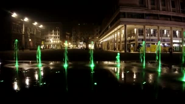 Reggio Emilia Seger Torg Framför Teatern Dalar Tricolor Lysande Fontän — Stockvideo