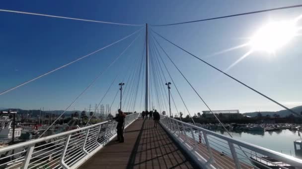 Menschen Wachen Auf Der Thaon Revel Brücke Spezia Italien — Stockvideo