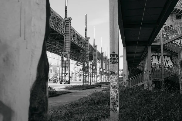 意大利都灵后工业多拉公园 高质量的照片 — 图库照片