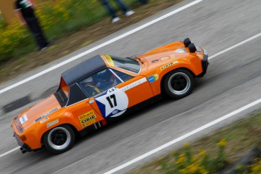 Reggio Emilia, İtalya - 2016 26 06: Reggio Apennines 'in serbest etkinliği Porsche 914. Yüksek kalite fotoğraf