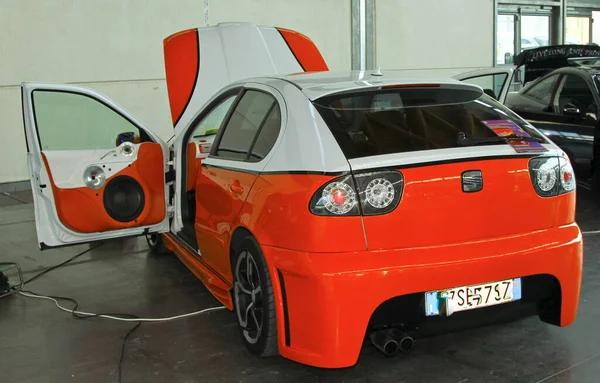 Rimini Italia 2011 Rimini Tuning Evento Coches Tuning Gratis Foto — Foto de Stock