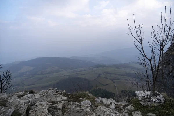 Kamień Bismantova Reggio Emilia Panoramiczne Góry Zachodem Słońca Wysokiej Jakości — Zdjęcie stockowe