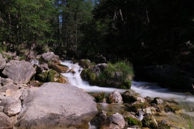 Rio di Valle Dar Noktası üzerindeki köprünün görüntüsü. Yüksek kalite fotoğraf