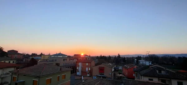 Красивий Захід Сонця Над Маленькою Країною Bibbiano Regjo Emilia Висока — стокове фото