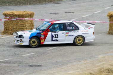 San Marino: 2010 09 01 Rallisiz BMW M3 E30 Ralli Araba Yarışı. Yüksek kalite fotoğraf