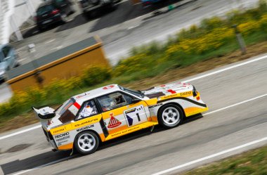 San Marino: 2010 09 01 Rally ücretsiz etkinliği Iconic Audi Sport Quattro S1 Ralli Otomobil Eylem Görüntü. Yüksek kalite fotoğraf