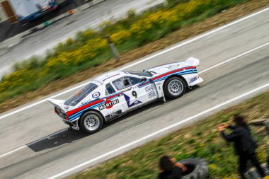 San Marino: 2010 09 01 Rally serbest etkinliği Martini Lancia 037 ralli otomobil grubu B Action. Yüksek kalite fotoğraf