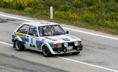 San Marino: 2010 09 01 mitingsiz etkinlik klasik Talbot Sunbeam Lotus dönem yarışında. Yüksek kalite fotoğraf