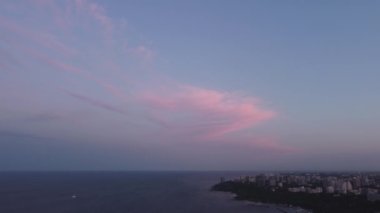 Gece Odessa sahilleri.