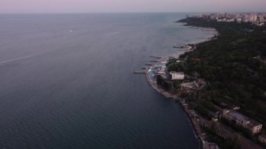 Odessa 'nın akşam kıyıları.