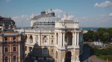  Odessa Opera ve Bale Tiyatrosu.
