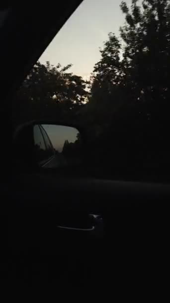 Vista do carro de pôr do sol colorido com nuvens — Vídeo de Stock