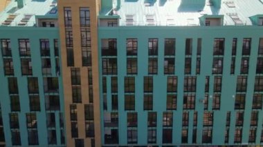 Modern apartmanların havadan görünüşü