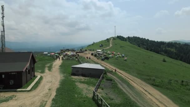 Εναέρια πανοραμική θέα των Καρπαθίων βουνών ukraine — Αρχείο Βίντεο
