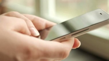 Hızlı metin iletileri akıllı telefon yazarak eller