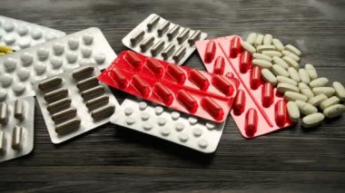 Hap ve tablet: Closeup tıp ve ilaç.