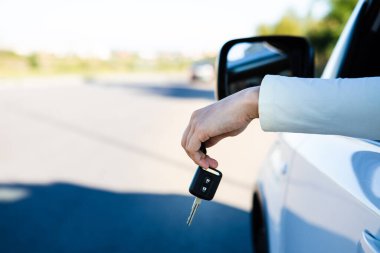 araba anahtarı elinde kopyalama alanını kapat