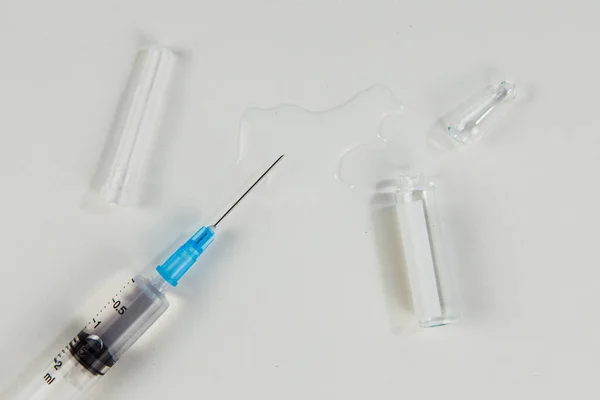 Vista Seringa Com Ampolas Vacina Equipamento Médico — Fotografia de Stock