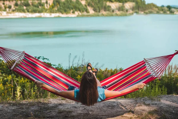 Woman Laying Hammock Enjoying View Summer Lake Copy Space — Stock Photo, Image