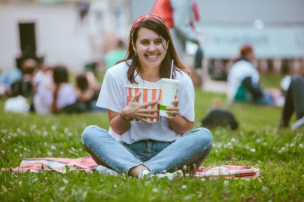 Young Pretty Smiling Woman Sitting Blanket Popcorn Drink Ready Watch — Stock Photo, Image