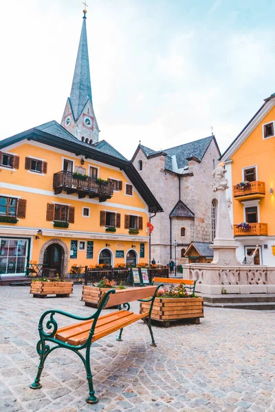 Hallstatt Austria Giugno 2019 Hallstatt Piazza Centrale Punto Riferimento Turistico — Foto Stock