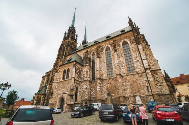 Aziz Peter ve Paul Katedral Kilisesi Brno Czech Cumhuriyeti 'ni kapatıyor.