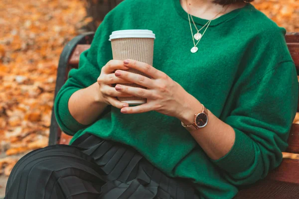 Woman Sitting Bench Warm Autumn Day Drinking Coffee — Stock Photo, Image