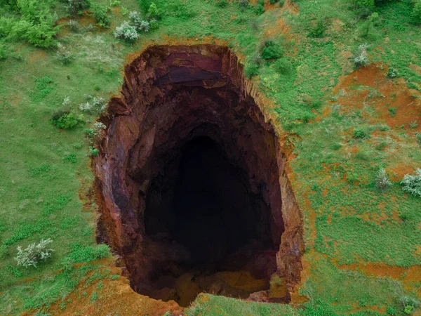 Overhead View Collapsed Mine Big Hole Land — Stock Photo, Image