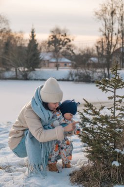 Kış Harikalar Diyarı 'nda Anne ve Bebek Kopya Alanı