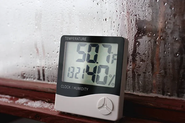 Medición Temperatura Del Aire Punto Rocío Humedad Con Dispositivo Higrómetro —  Fotos de Stock