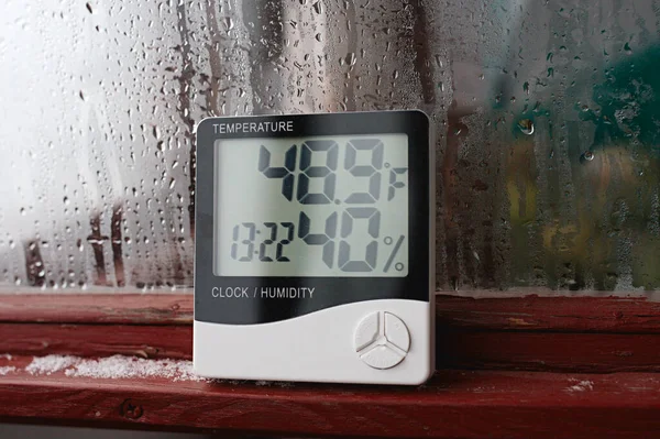 Medición Temperatura Del Aire Punto Rocío Humedad Con Dispositivo Higrómetro —  Fotos de Stock