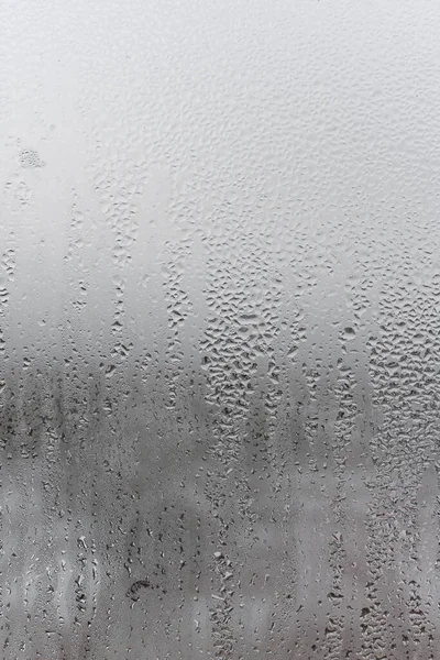 Natürliche Wassertropfen Fließen Durch Das Glas Hohe Luftfeuchtigkeit Raum Kondenswasser — Stockfoto