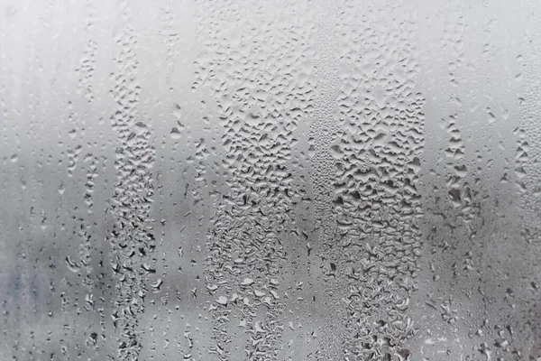 Naturliga Droppar Vatten Rinner Ner Glaset Hög Luftfuktighet Rummet Kondens — Stockfoto