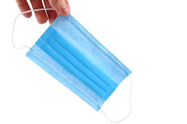 Coronavirus COVID-19 salgını. Korona virüsüne karşı korunmak için antiviral tıbbi maske. Cerrahi koruyucu maske. Beyaz arka planda tıbbi solunum bandajı yüz karantinada.