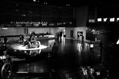 STUTTGART, GERMANY - 23, 2024 Mercedes-Benz Müzesi, Stuttgart, Almanya