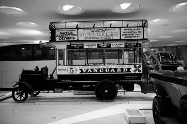 STUTTGART, GERMANY - 23, 2024 Mercedes-Benz Müzesi, Stuttgart, Almanya