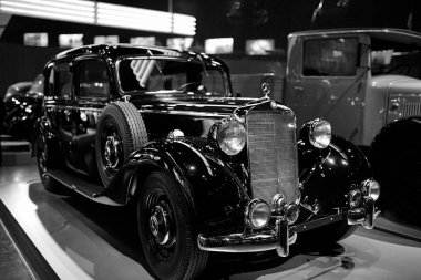 STUTTGART, GERMANY - 23, 2024 Mercedes-Benz Müzesi, Stuttgart, Almanya