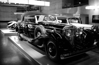 STUTTGART, GERMANY - 23, 2024 Mercedes-Benz Müzesi, Stuttgart, Almanya