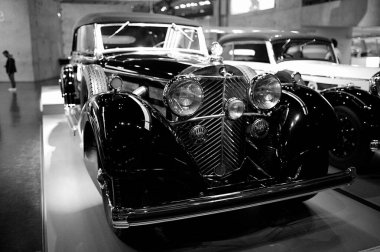 STUTTGART, GERMANY - 23, 2024 Mercedes-Benz Müzesi, Stuttgart, Almanya